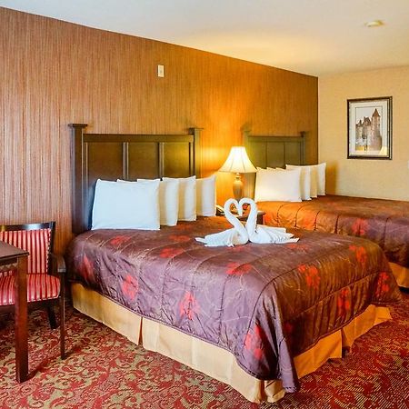 Castle Inn And Suites Anaheim Buitenkant foto