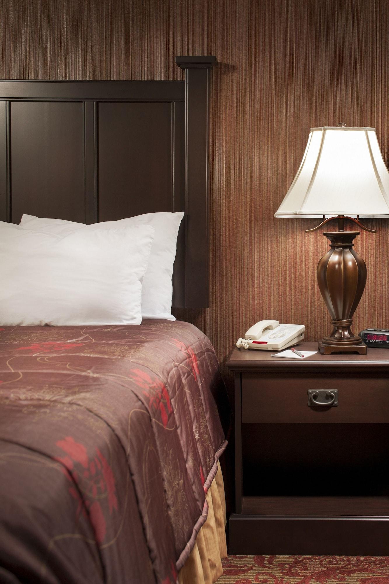Castle Inn And Suites Anaheim Buitenkant foto