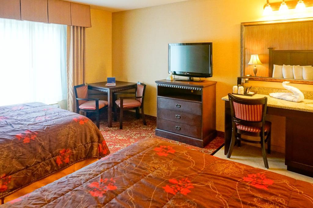 Castle Inn And Suites Anaheim Buitenkant foto