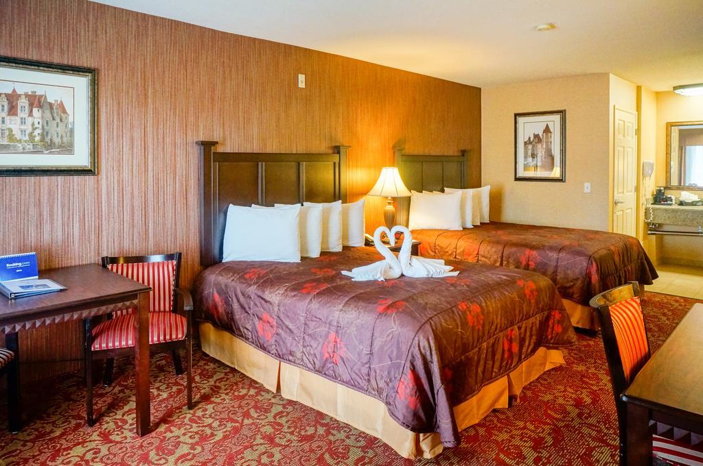 Castle Inn And Suites Anaheim Buitenkant foto