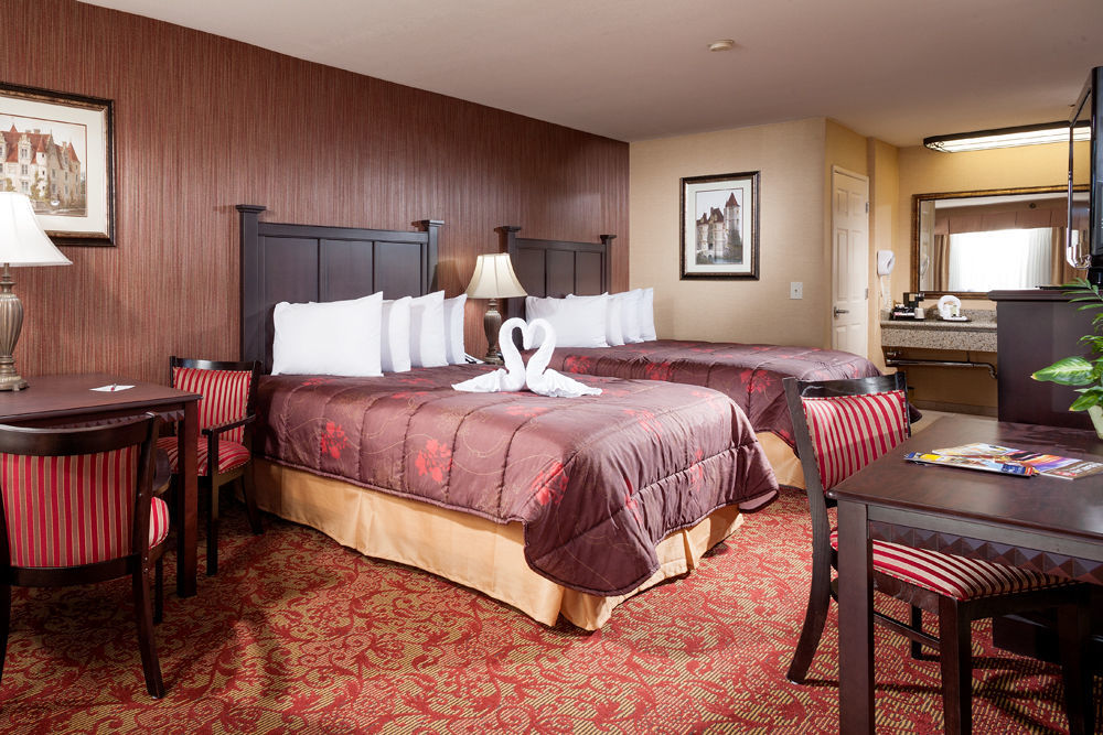 Castle Inn And Suites Anaheim Buitenkant foto
